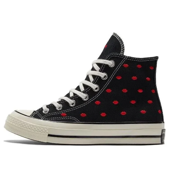 Chuck 70 Embroidered Lips High « Love Me – Black » Chuck 70 Embroidered Lips High « Love Me – Black »