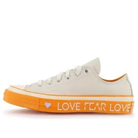 Chuck 70 Low « Love Graphic – Cream »