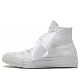 Chuck Taylor 70S High Tops « Floral Embroidered White »