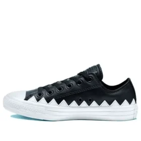 Chuck Taylor All Star Mission-V Low Top « Noir Blanc »