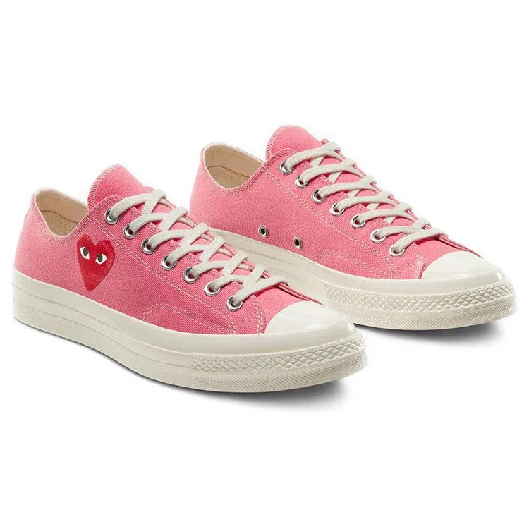 Converse x COMME des GARCONS PLAY Chuck 70 Low « Bright Pink » Converse x COMME des GARCONS PLAY Chuck 70 Low « Bright Pink »