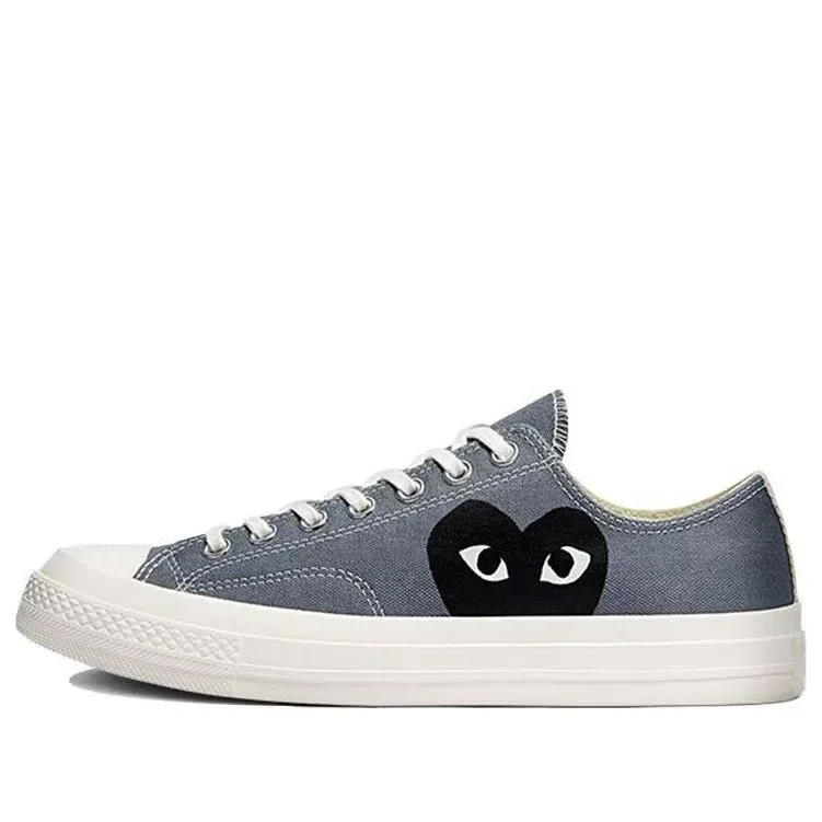 Converse x COMME des GARCONS PLAY Chuck 70 Low « Steel Gray » Converse x COMME des GARCONS PLAY Chuck 70 Low « Steel Gray »