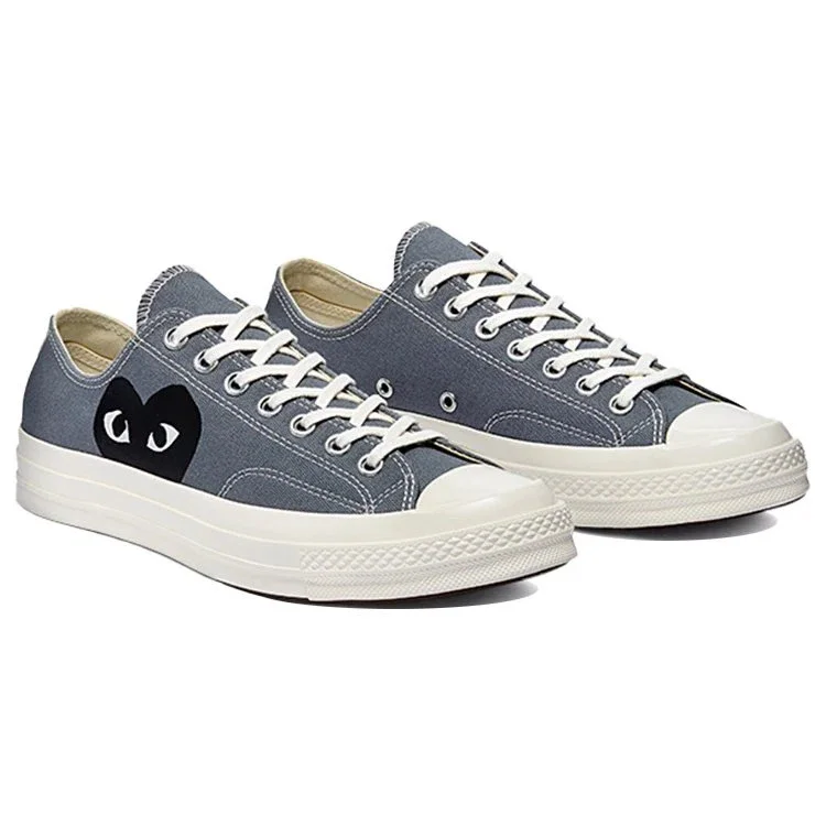 Converse x COMME des GARCONS PLAY Chuck 70 Low « Steel Gray » Converse x COMME des GARCONS PLAY Chuck 70 Low « Steel Gray »