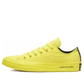 Converse x OPI Chuck Taylor All Star Low « Pump Up the Volume »