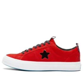 Hello Kitty x One Star Low Top « Rouge »