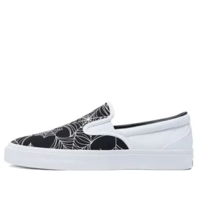 One Star CC Pro Slip « Webs and Spiders – White Black »