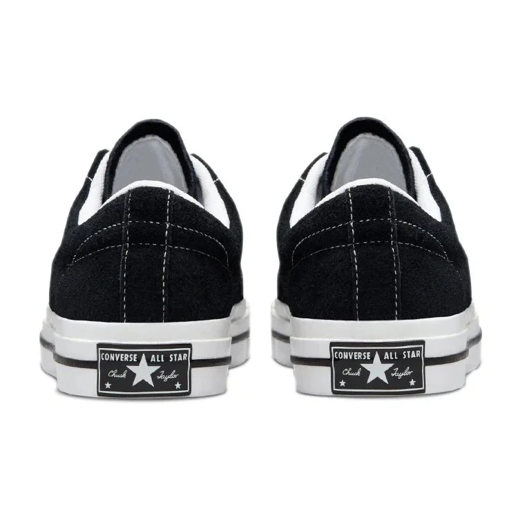 One Star Low « Black White » One Star Low « Black White »