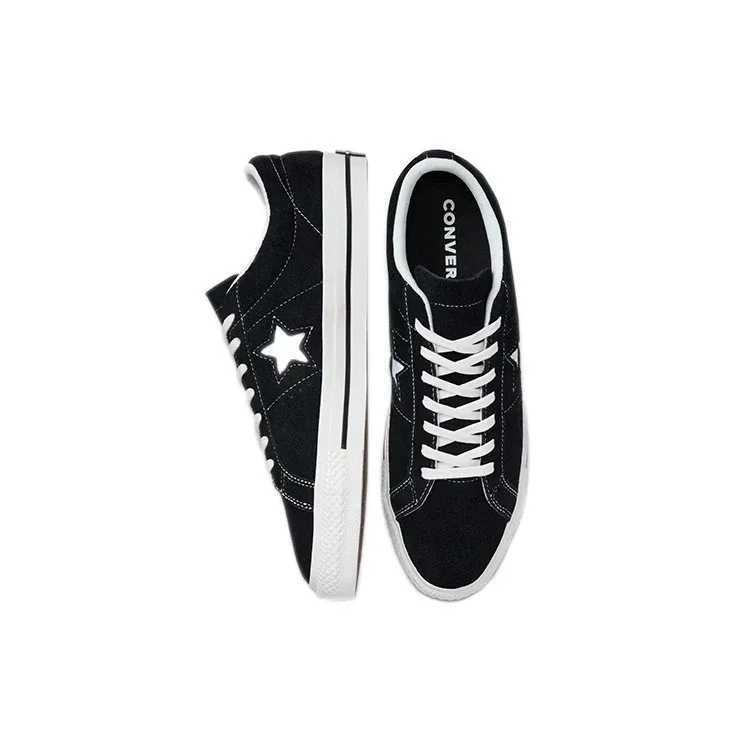 One Star Low « Black White » One Star Low « Black White »
