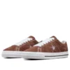 One Star Pro « Dark Clove White »