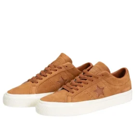 One Star Pro Low Nubuck « Warm Tan Egret »