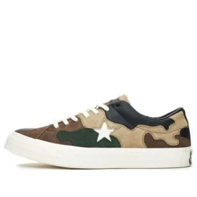 Sneakersnstuff x One Star « Camo »