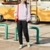 Sweat à capuche brodé avec logo, violet