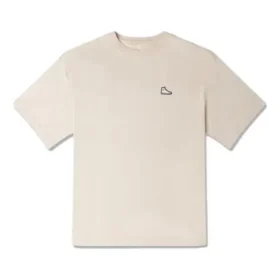 T-shirt ample avec patch Go-To Sneaker, tailles asiatiques « Beige »