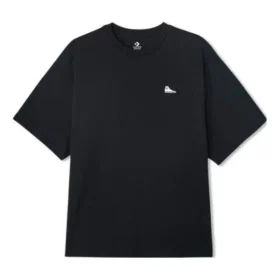 T-shirt à col rond avec patch Chuck Taylor, tailles asiatiques « Noir »