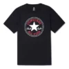 T-shirt Go-To Chuck Taylor Classic Patch, coupe standard, tailles asiatiques « Noir »