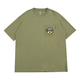 T-shirt à logo sur la poche, tailles asiatiques « Army Green »