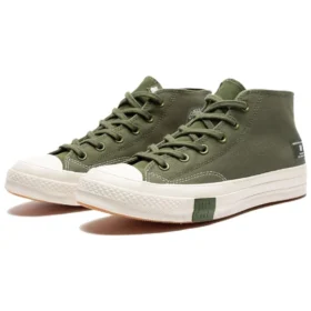 Undefeated x Chuck 70 Mid « Chive Parchment »