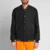 Veste universitaire isolante Converse x Vince Staples, tailles asiatiques « Black Orange »